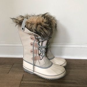 SOREL Joan of Arctic winter snow boot